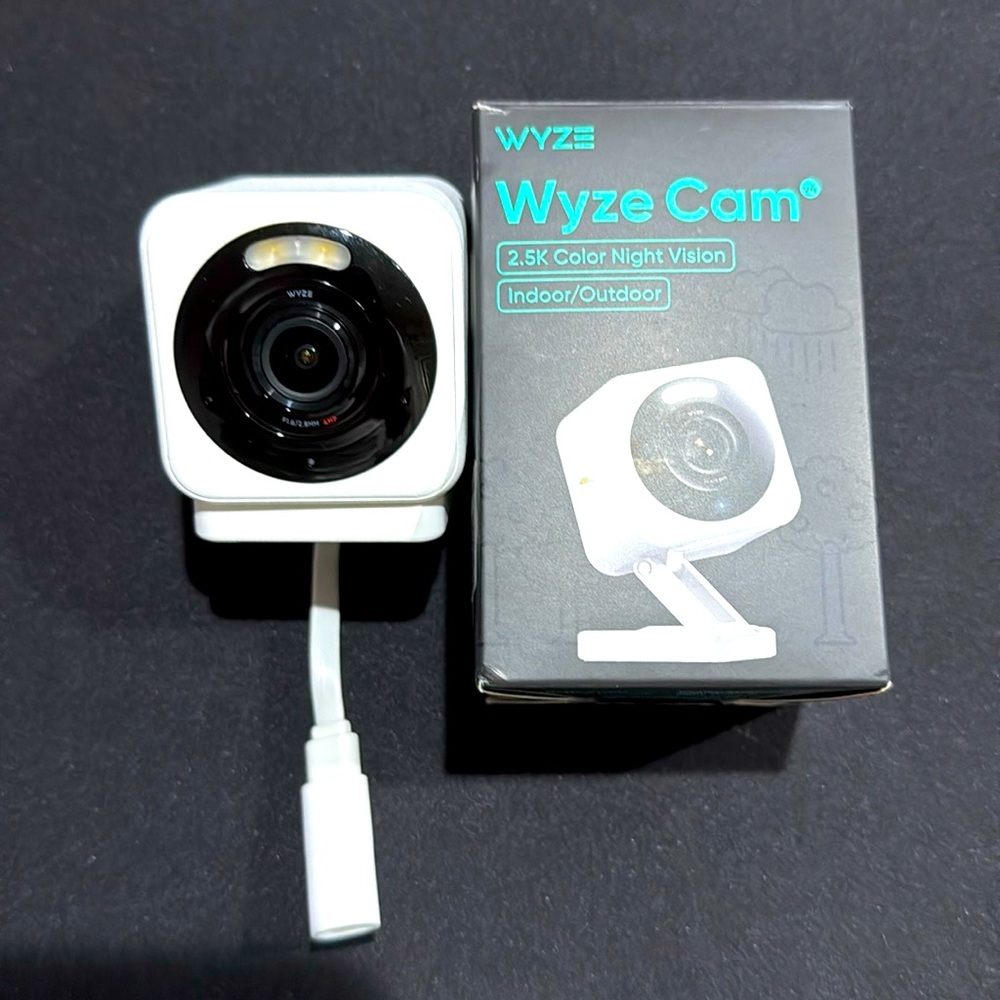 Wyze Cam V4